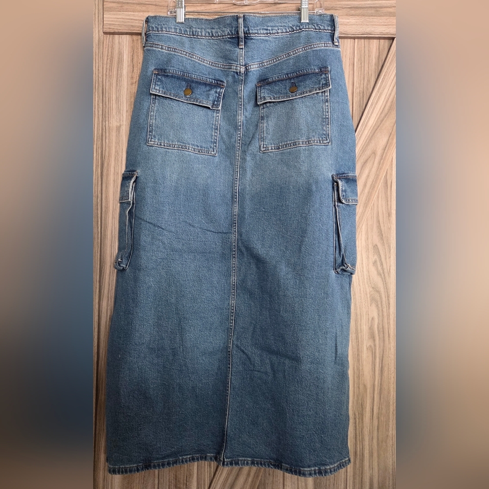 a.n.a Blue High-Rise Denim Skirt - Picture 4 of 8